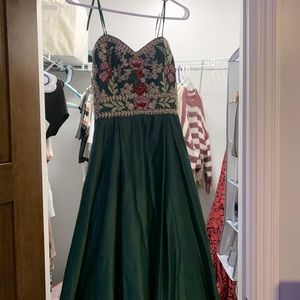 Prom dress, size 2, green and gold